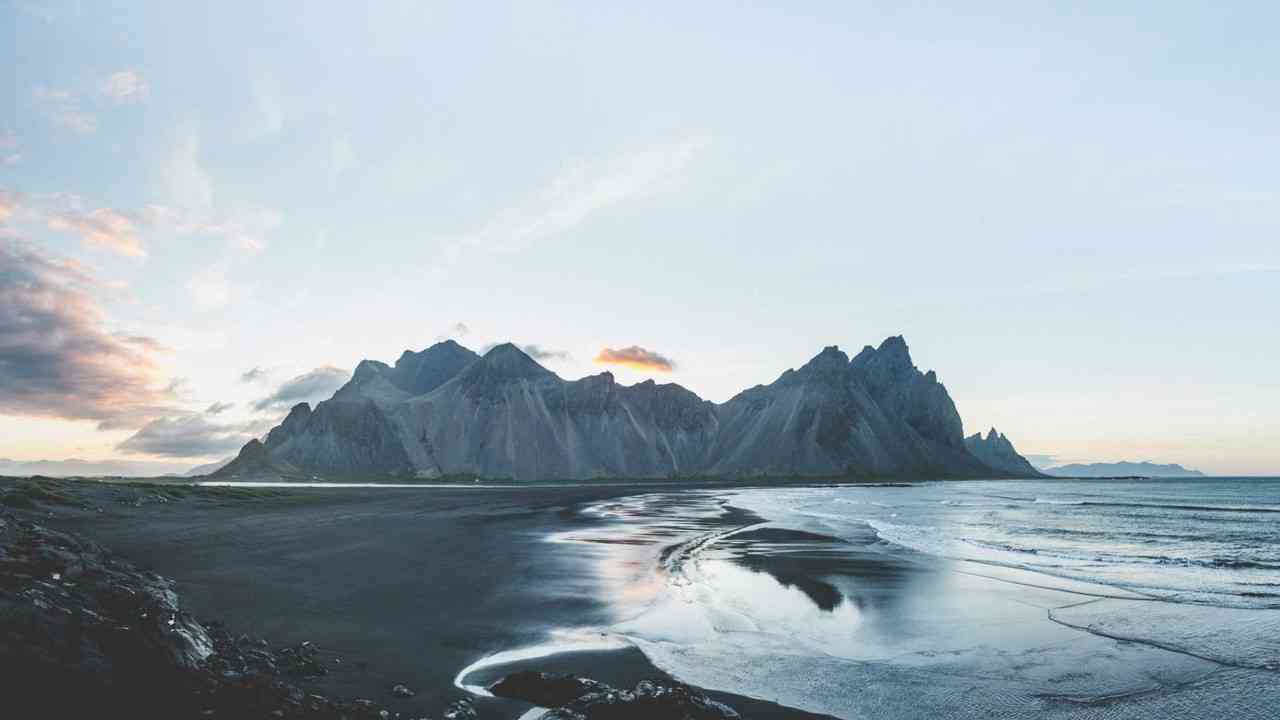 Rivermate | Island