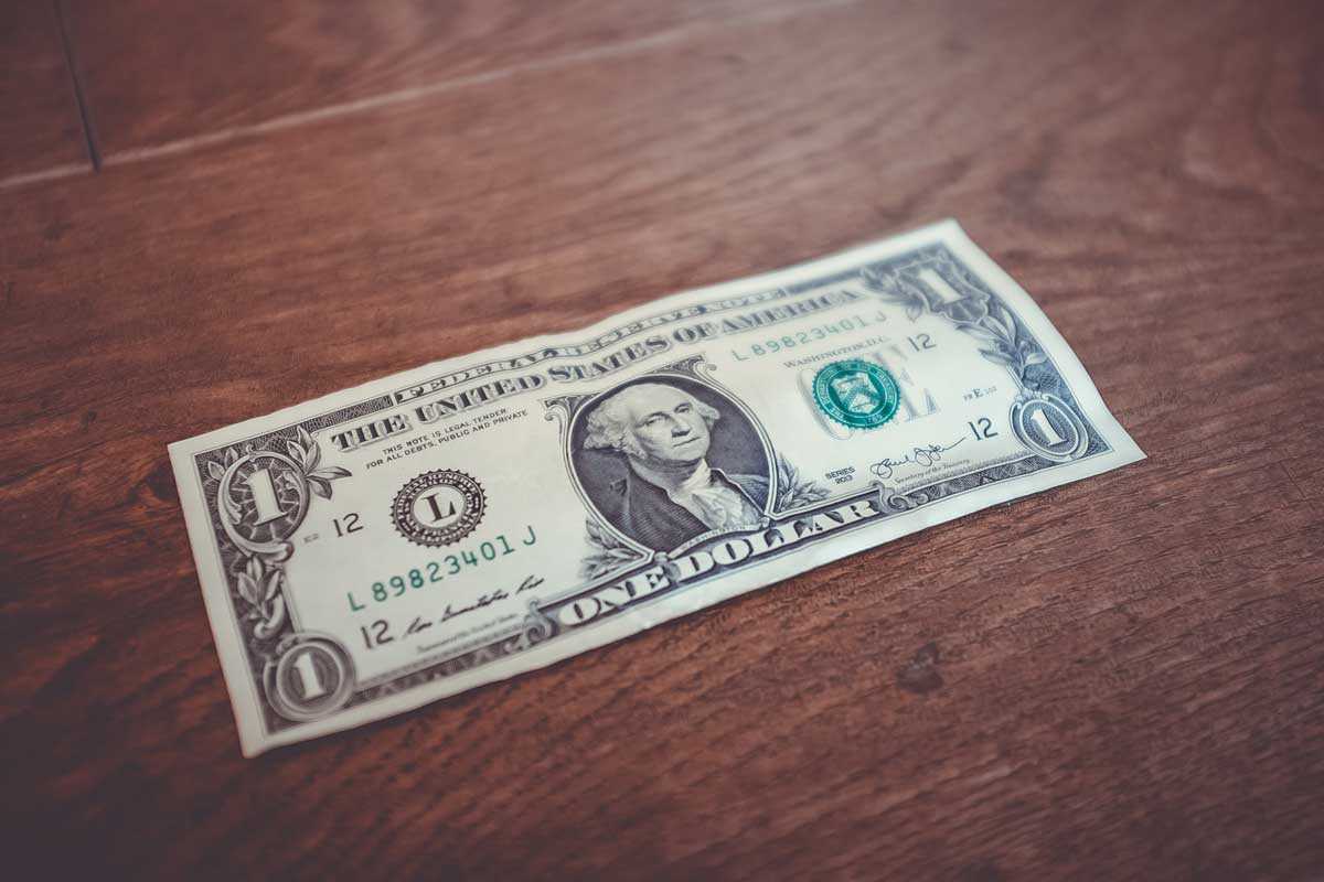 Rivermate | Benefits of Outsourcing Payroll in Small Business Operations