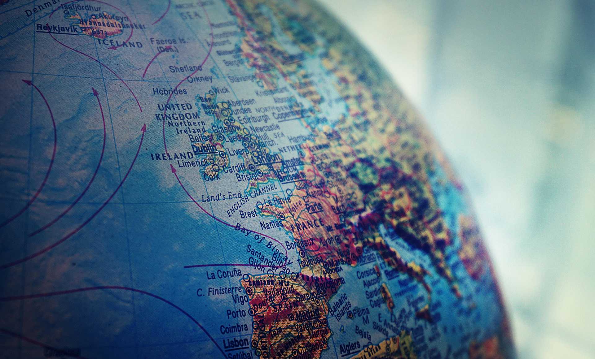 Rivermate | Arbeitsvisa für globale Mitarbeiter: Ein schneller Leitfaden.