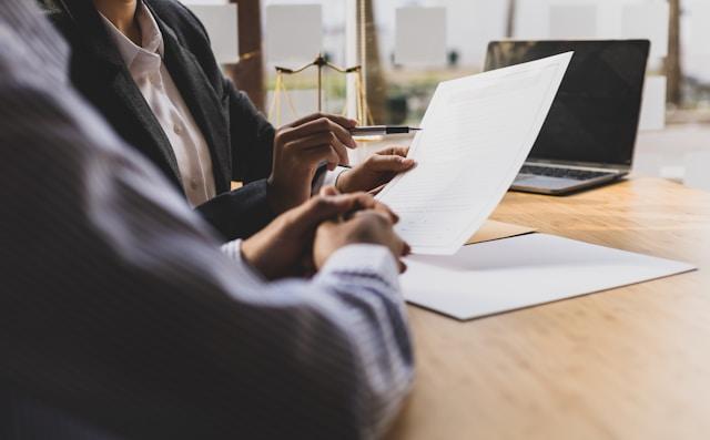 Rivermate | Avoiding Contractor Misclassification: A Guide for Businesses