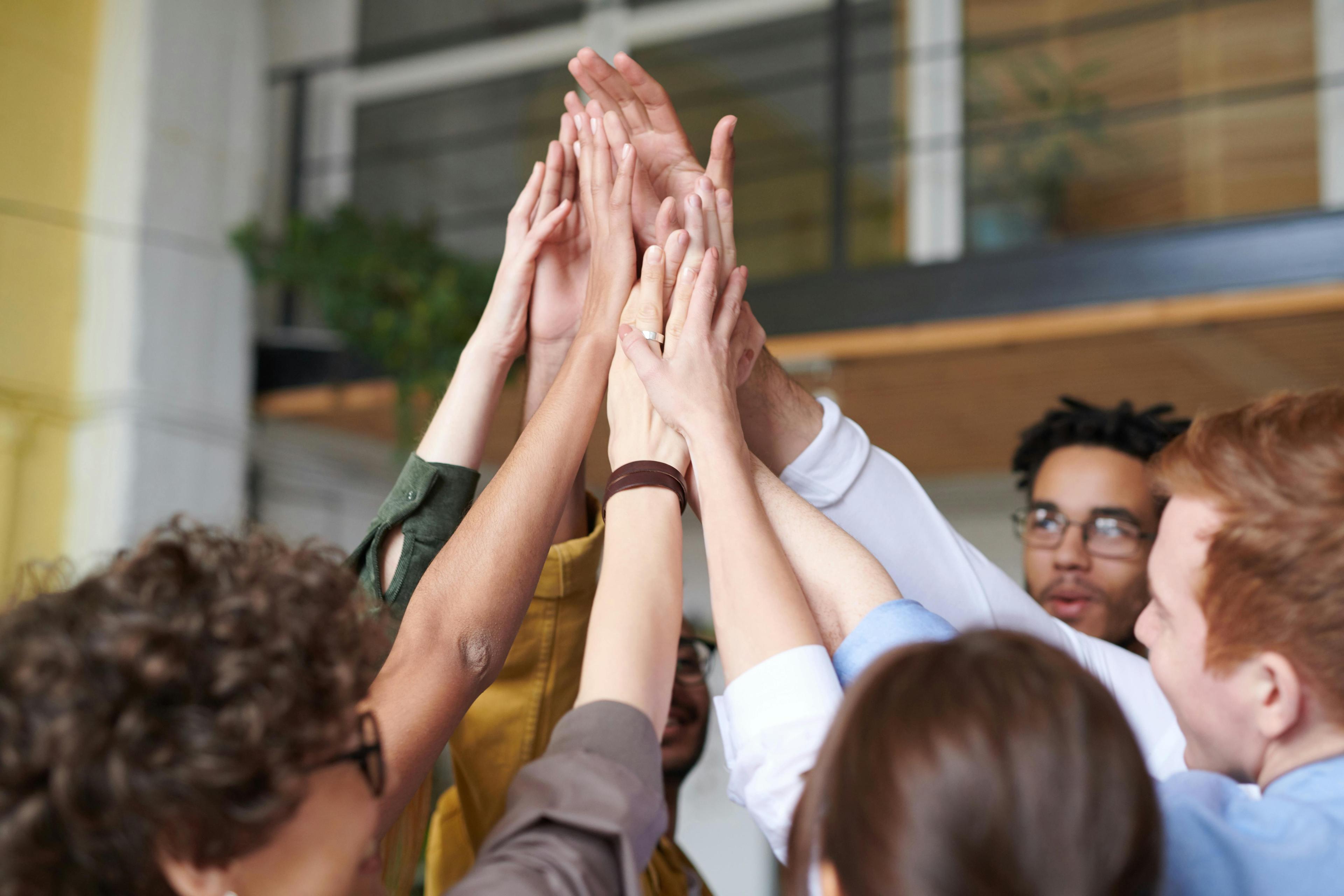 Rivermate | Entornos laborales inclusivos: ejemplos auténticos de diversidad