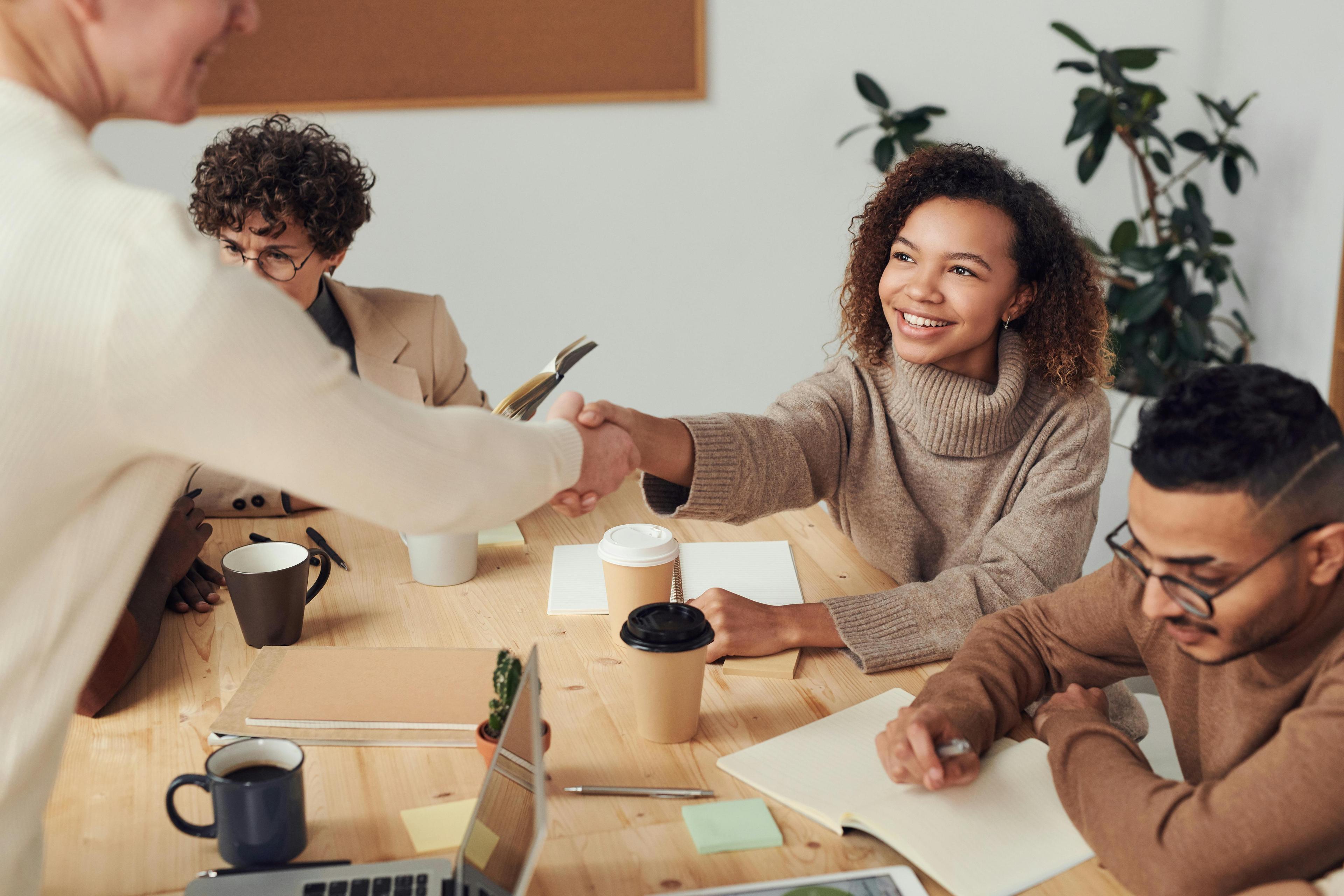 Rivermate | Gestionando la Diversidad Cultural en Equipos de Trabajo Remotos de Forma Efectiva