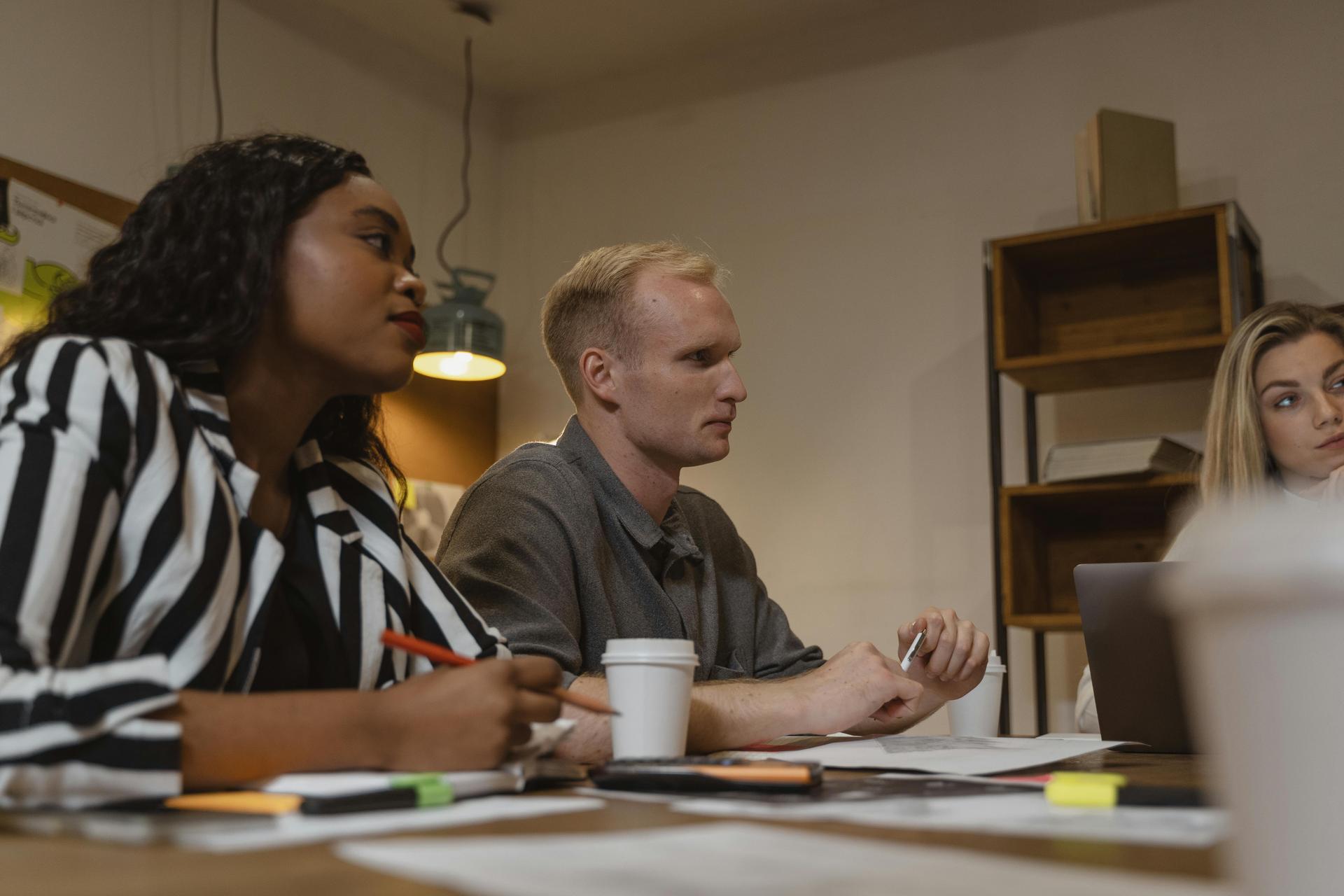 {Rivermate | Nepotismus am Arbeitsplatz - Alles, was Sie wissen müssen, um ihn zu verhindern.
