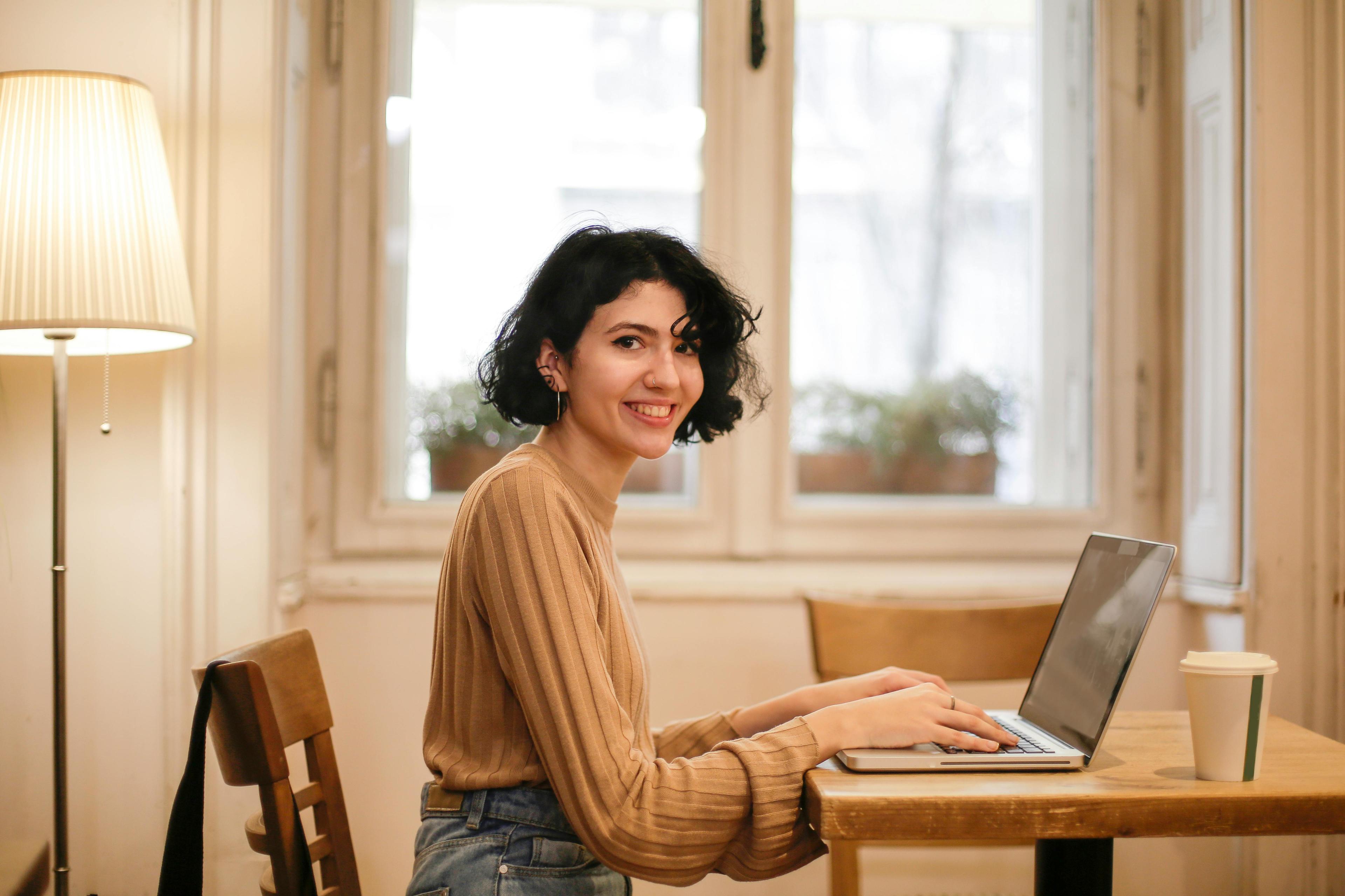 Rivermate | The Pros and Cons of Sole Proprietorship for Entrepreneurs