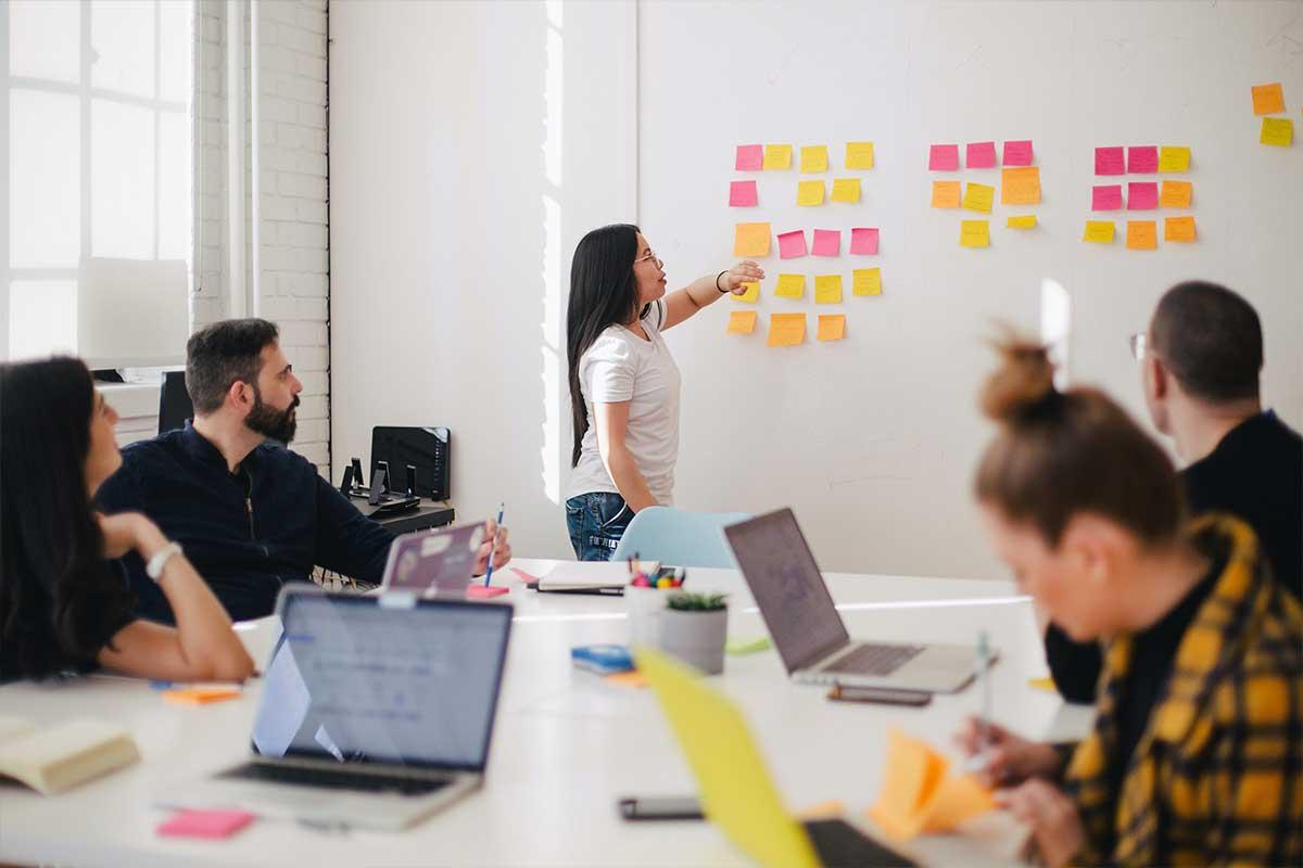 {Rivermate | Eine umfassende Analyse: Das Geschlechtergefälle am Arbeitsplatz