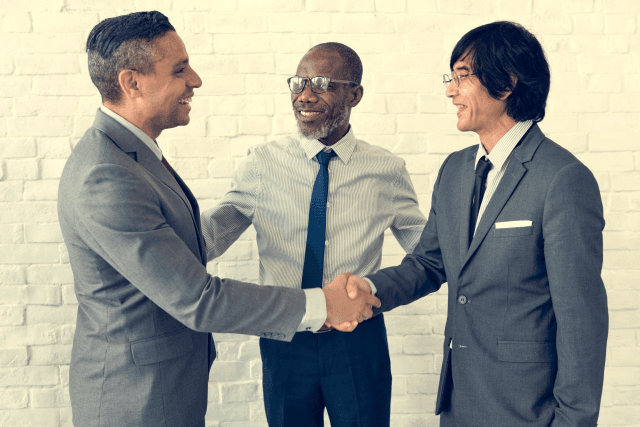 Rivermate | Agent of Record vs Employer of Record (AOR vs EOR)