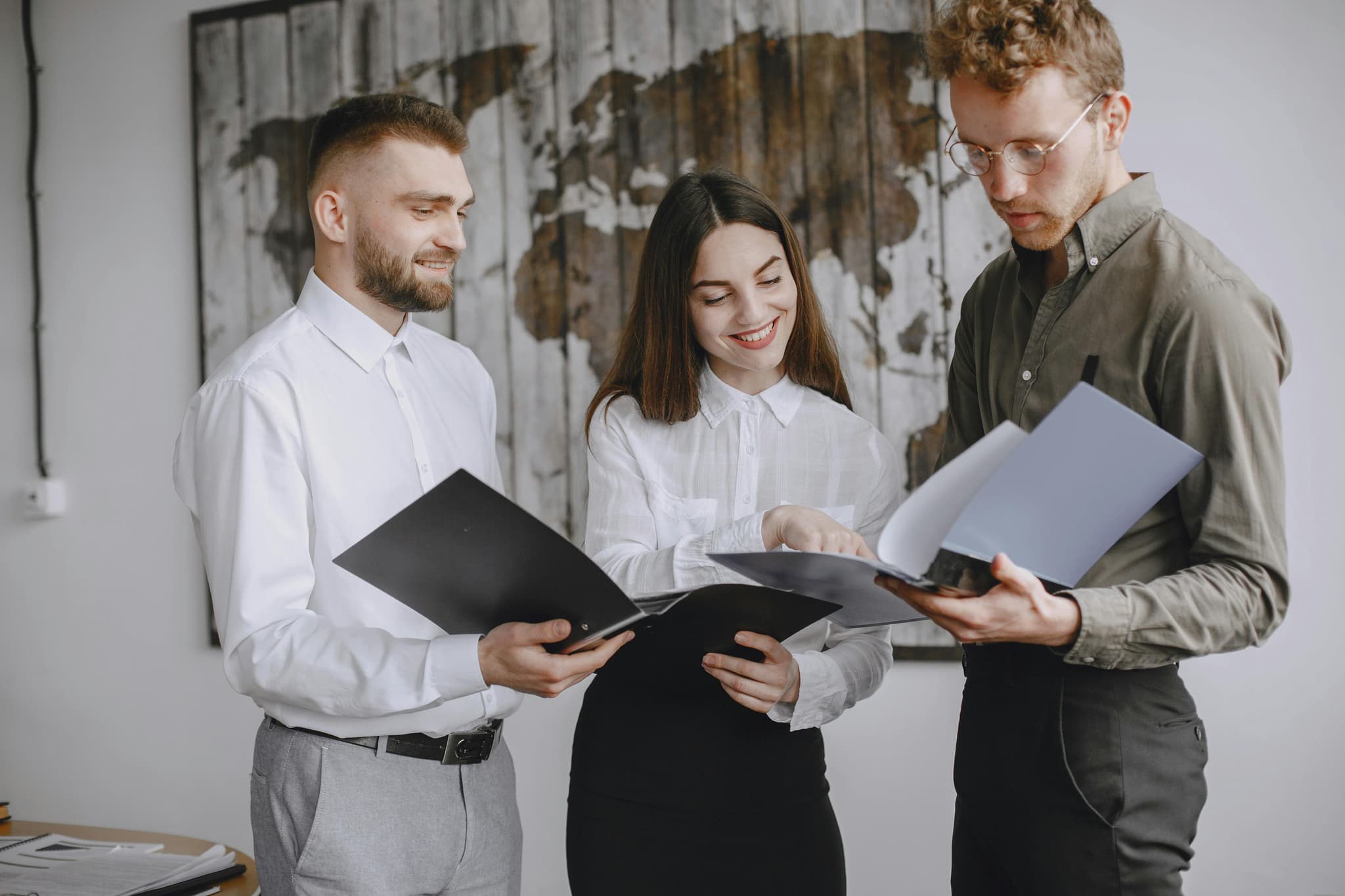 Rivermate | Choosing a Global Payroll Provider? 8 Factors to Evaluate (2026 Update)