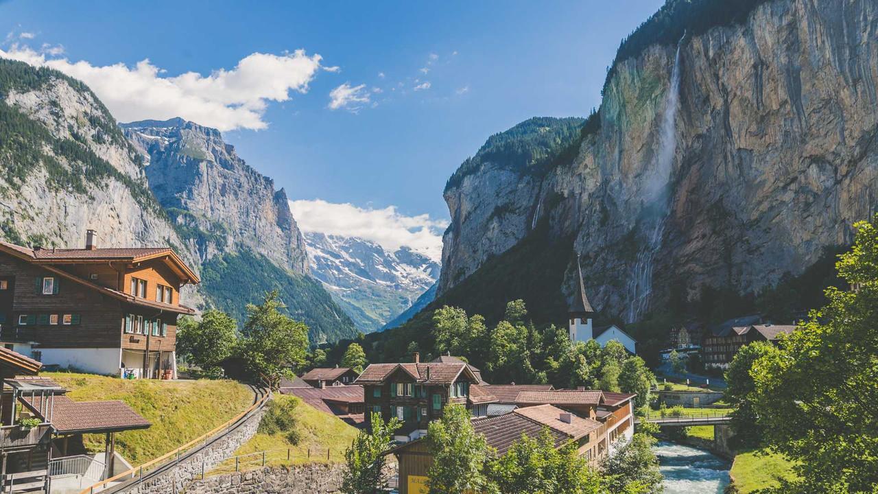 Rivermate | Switzerland landscape